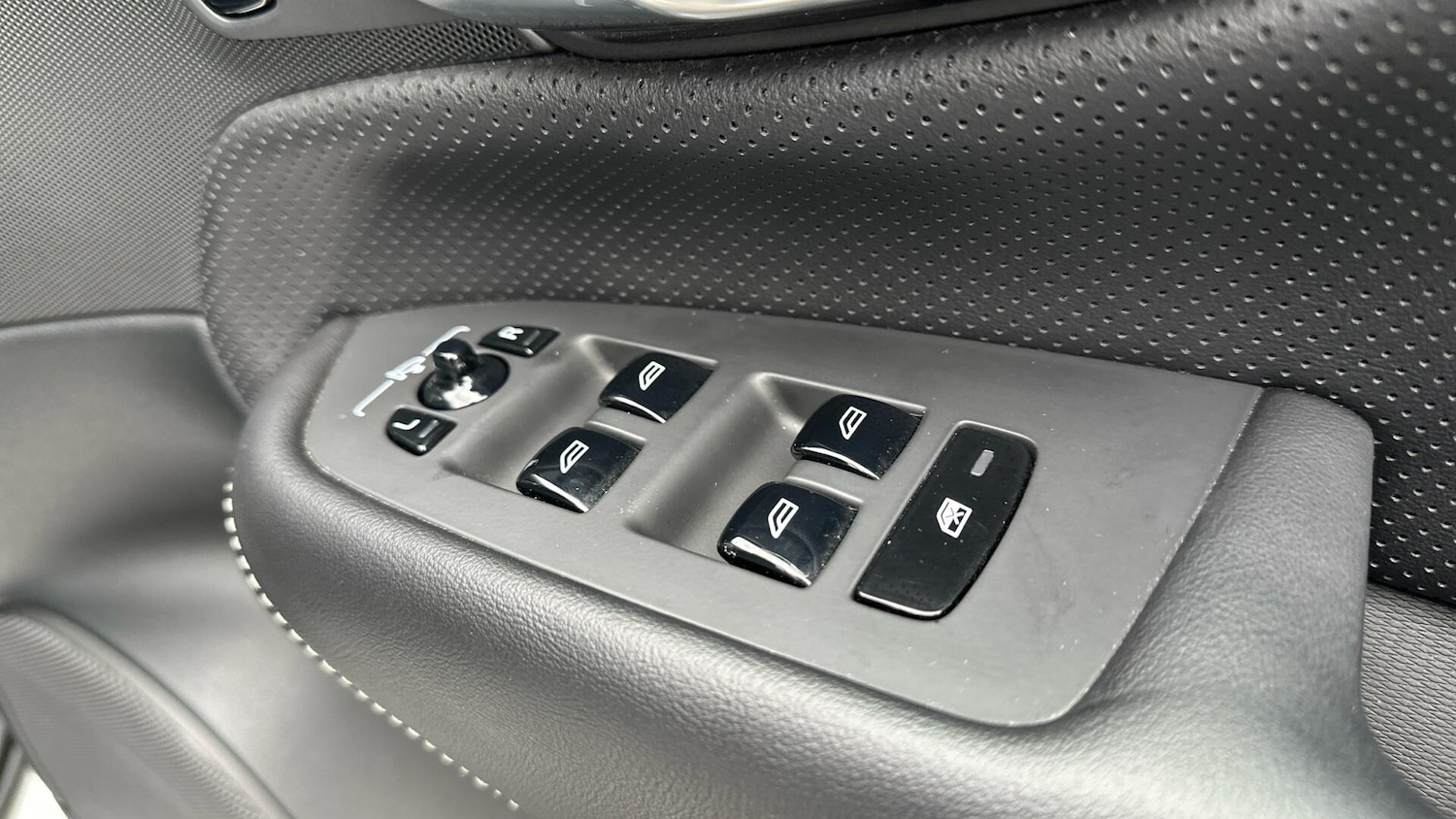 Used Volvo XC90 2022 for sale - 76457509: Photo 24