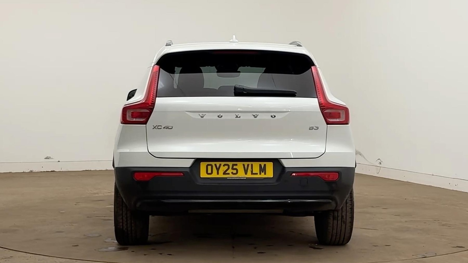 Used Volvo XC40 2025 for sale - 77723719: Photo 4