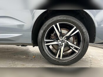 Used Volvo XC60 2022 for sale - 77242641: Photo