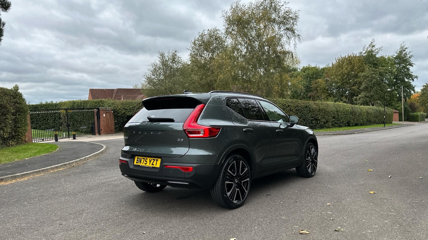 Used Volvo XC40 2025 for sale - 76561337: Photo 11