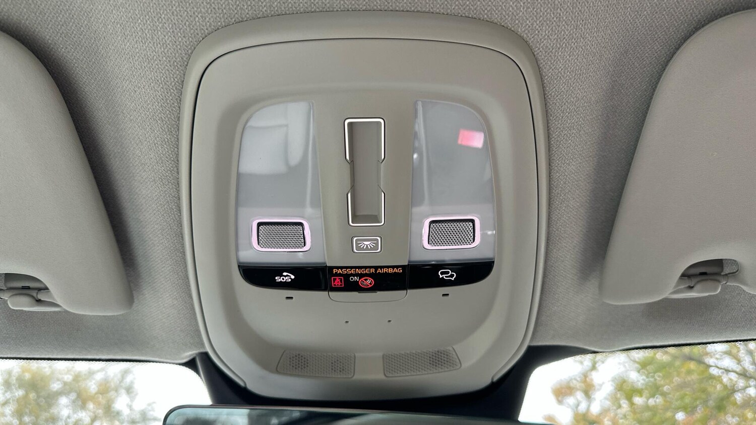 Used Volvo XC40 2025 for sale - 76561337: Photo 25