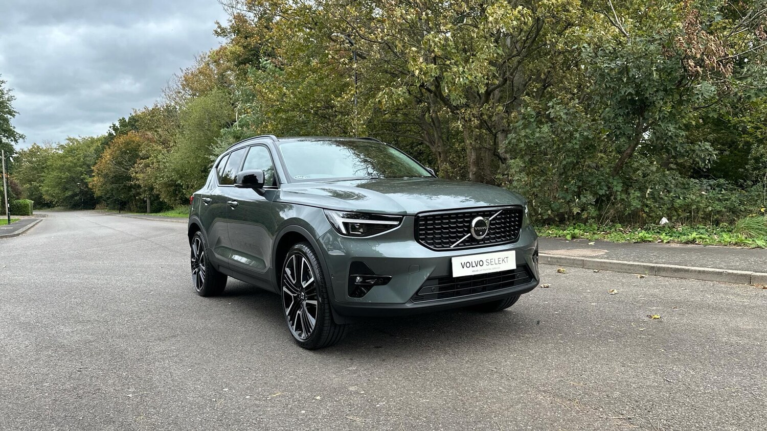 Used Volvo XC40 2025 for sale - 76561337: Photo 5