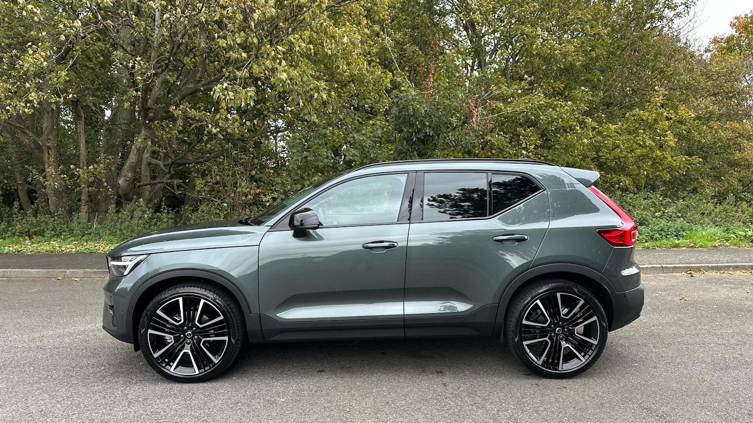 Used Volvo XC40 2025 for sale - 76561337: Photo 6