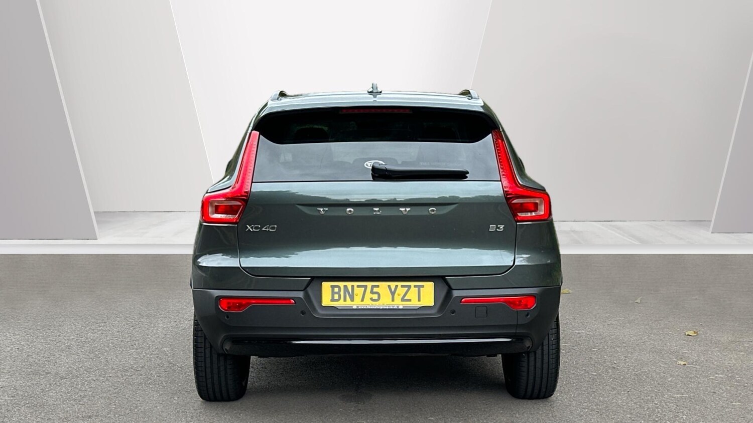 Used Volvo XC40 2025 for sale - 76561337: Photo 7