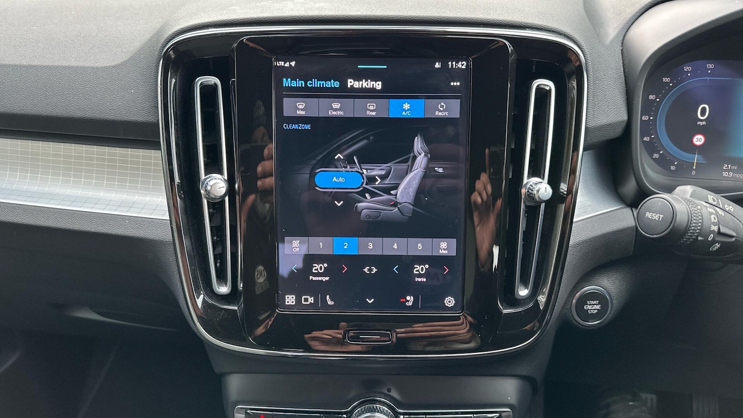 Used Volvo XC40 2022 for sale - 77216008: Photo 46