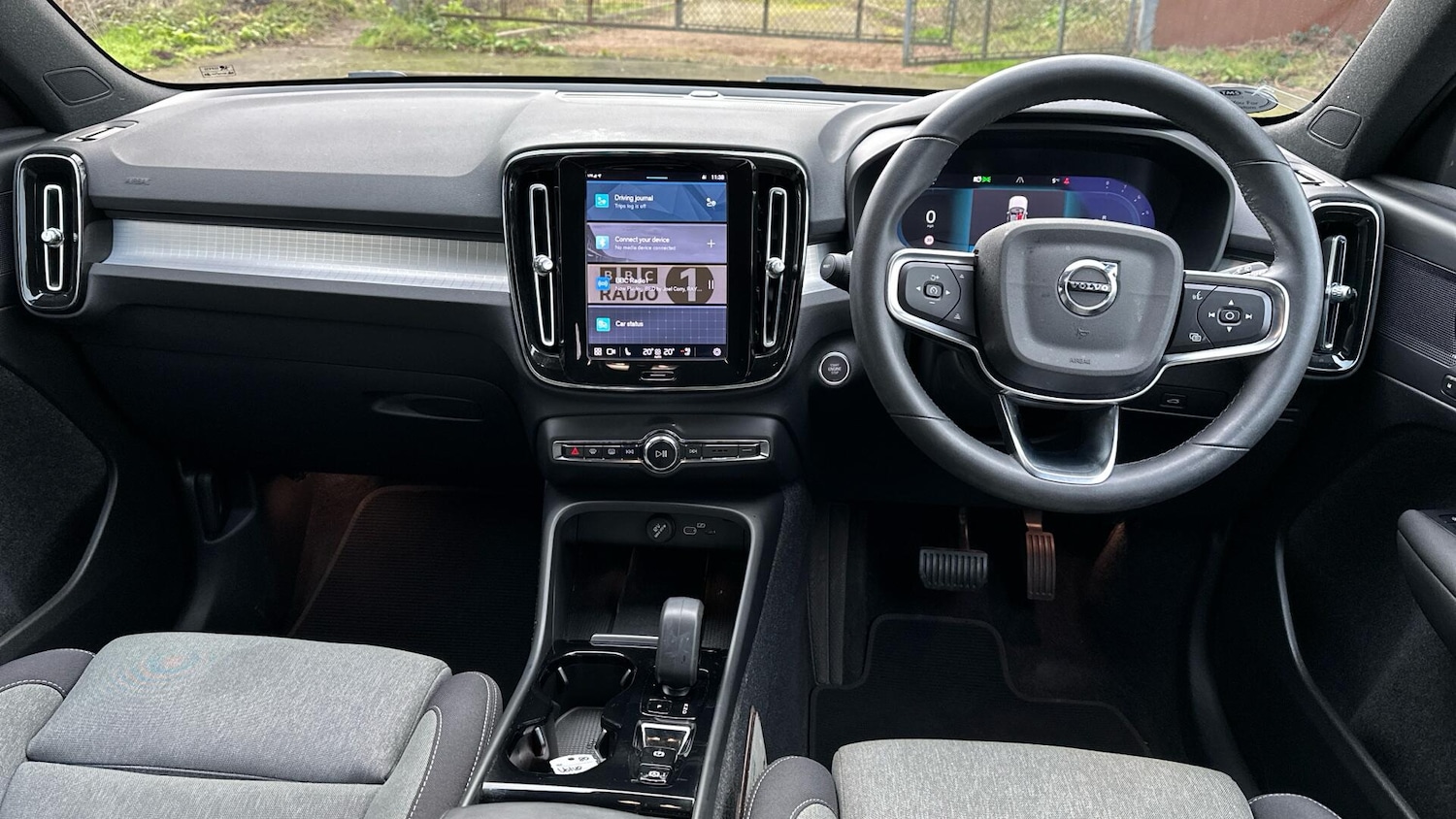 Used Volvo XC40 2022 for sale - 77216008: Photo 5