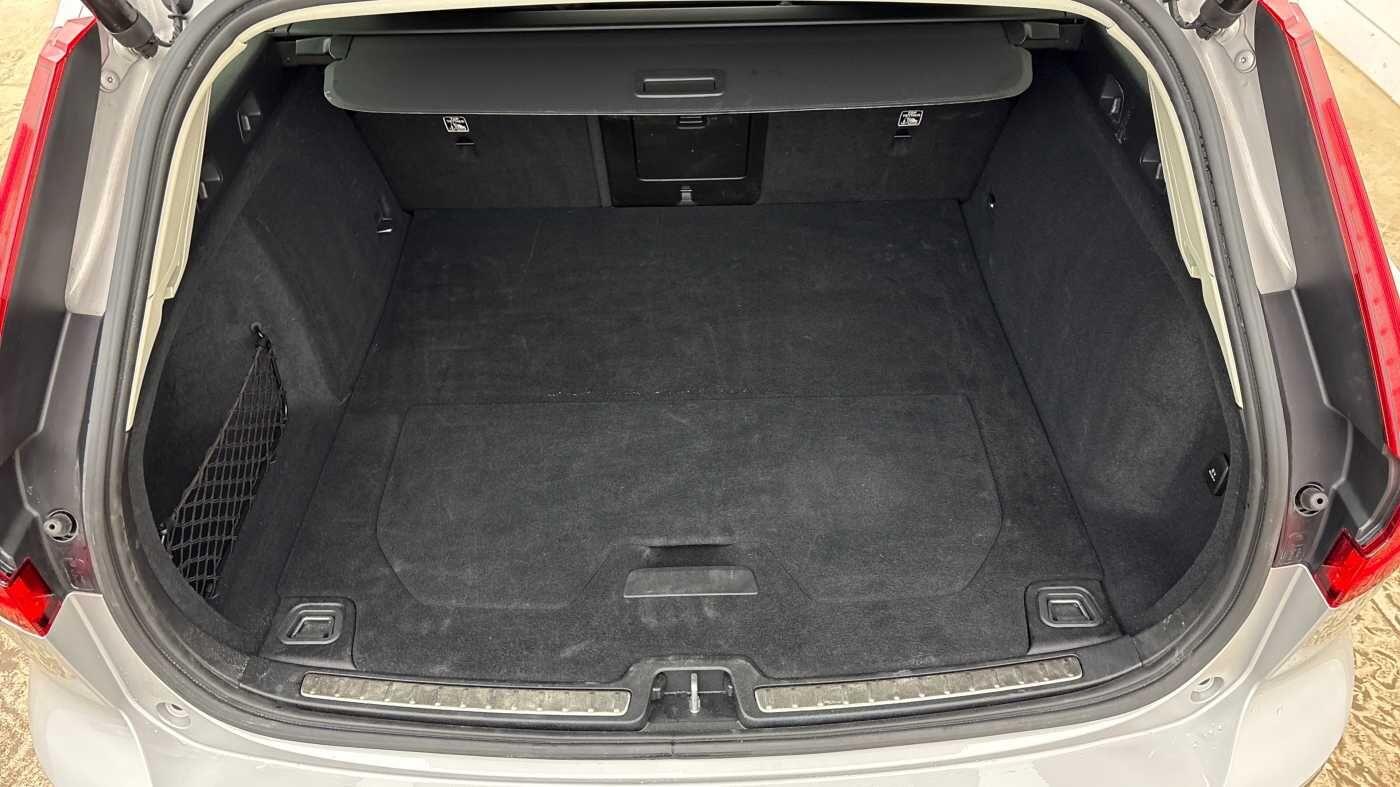 Used Volvo V60 2025 for sale - 77672934: Photo 14