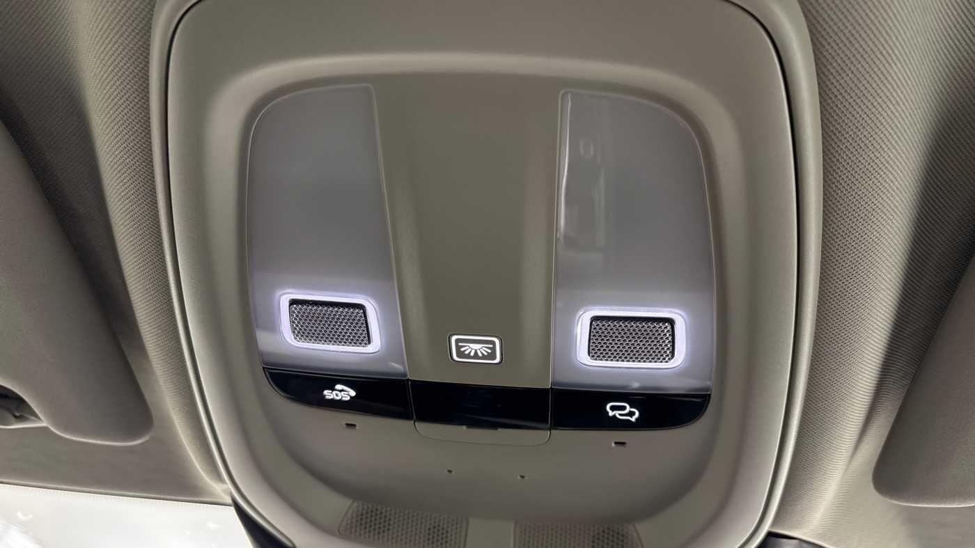 Used Volvo V60 2025 for sale - 77672934: Photo 32