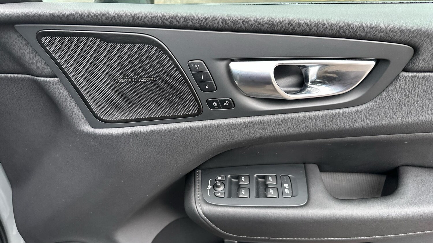 Used Volvo XC60 2024 for sale - 77672971: Photo 34