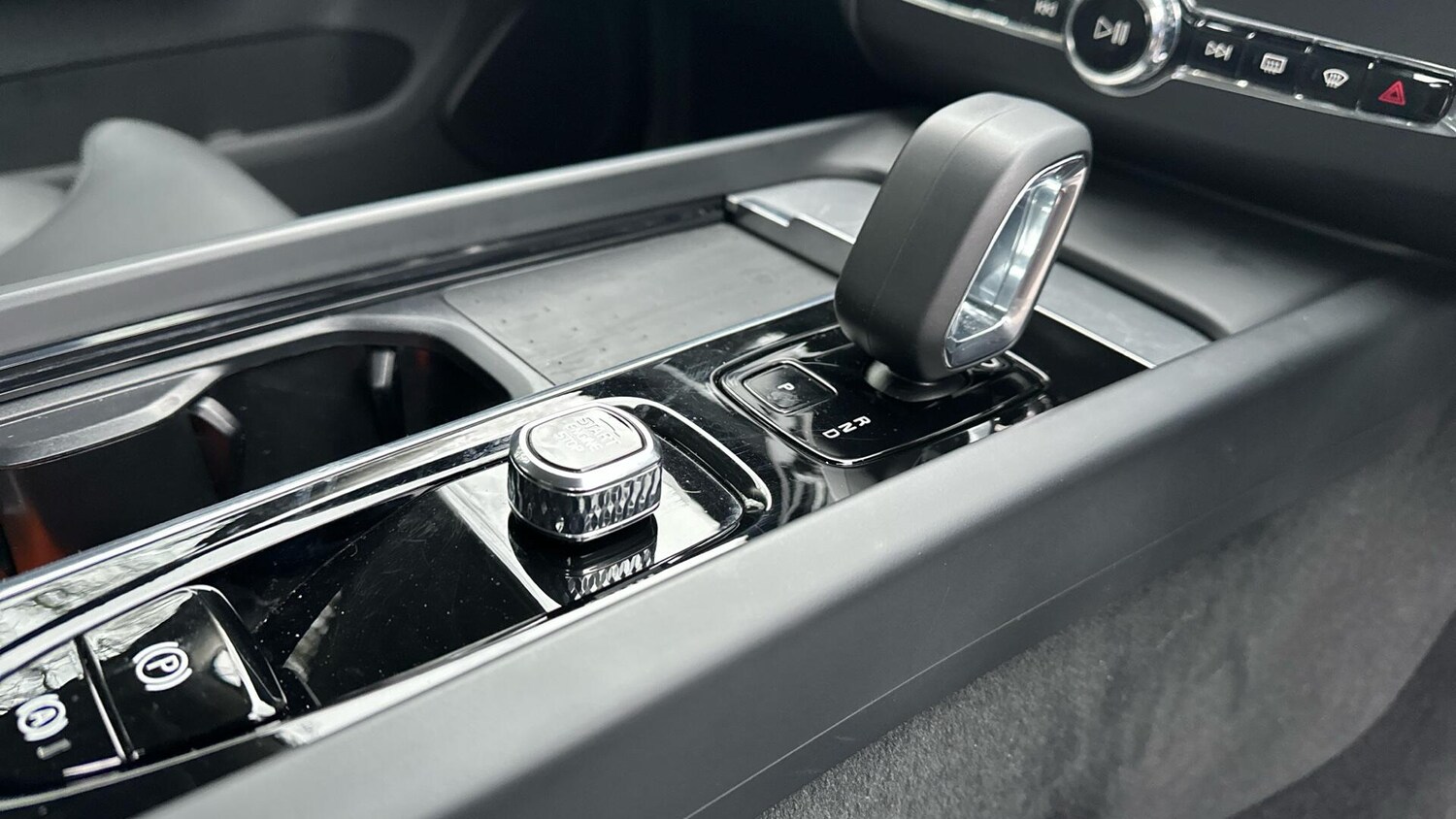 Used Volvo XC60 2024 for sale - 77672971: Photo 36