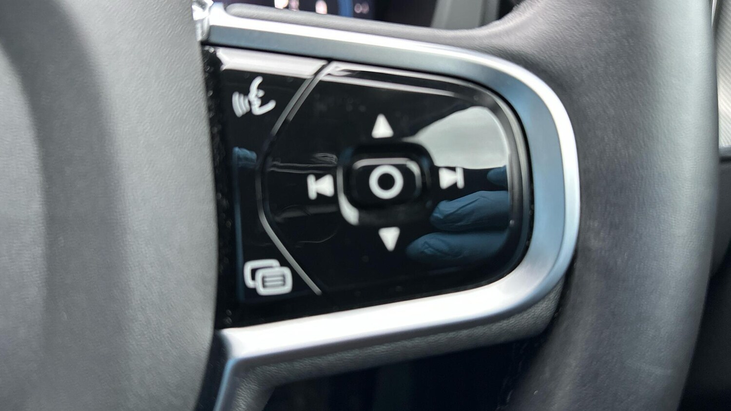 Used Volvo XC60 2024 for sale - 77672971: Photo 40