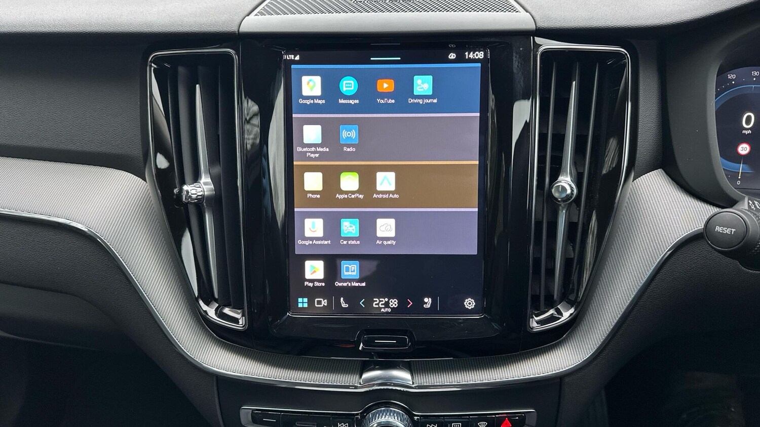 Used Volvo XC60 2024 for sale - 77672971: Photo 47