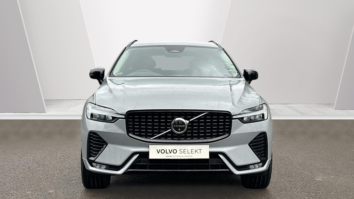 Used Volvo XC60 2024 for sale - 77672971: Photo 8