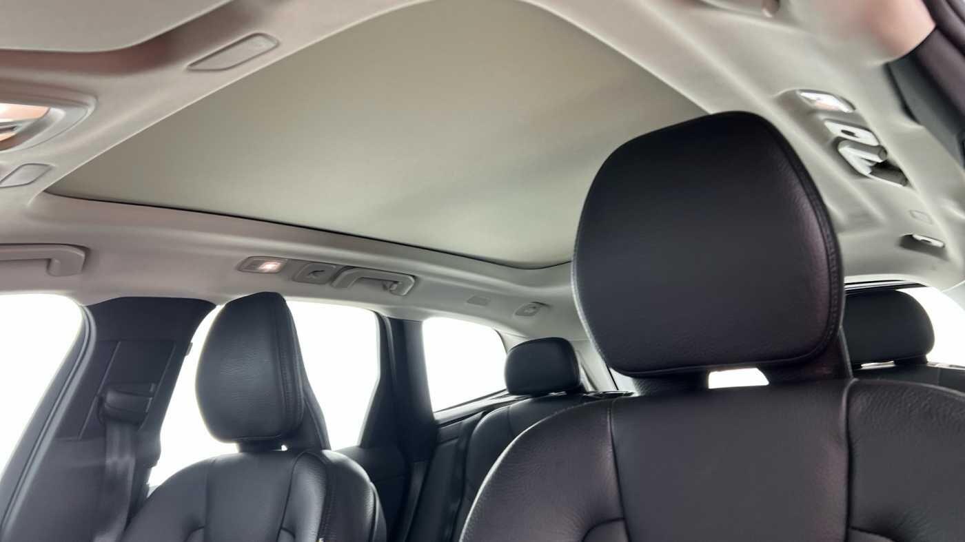 Used Volvo XC60 2021 for sale - 78035019: Photo 11