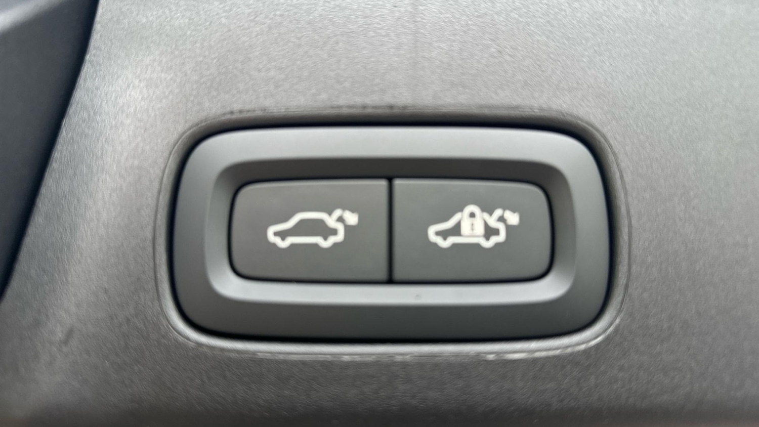 Used Volvo V90 2025 for sale - 76584519: Photo 25