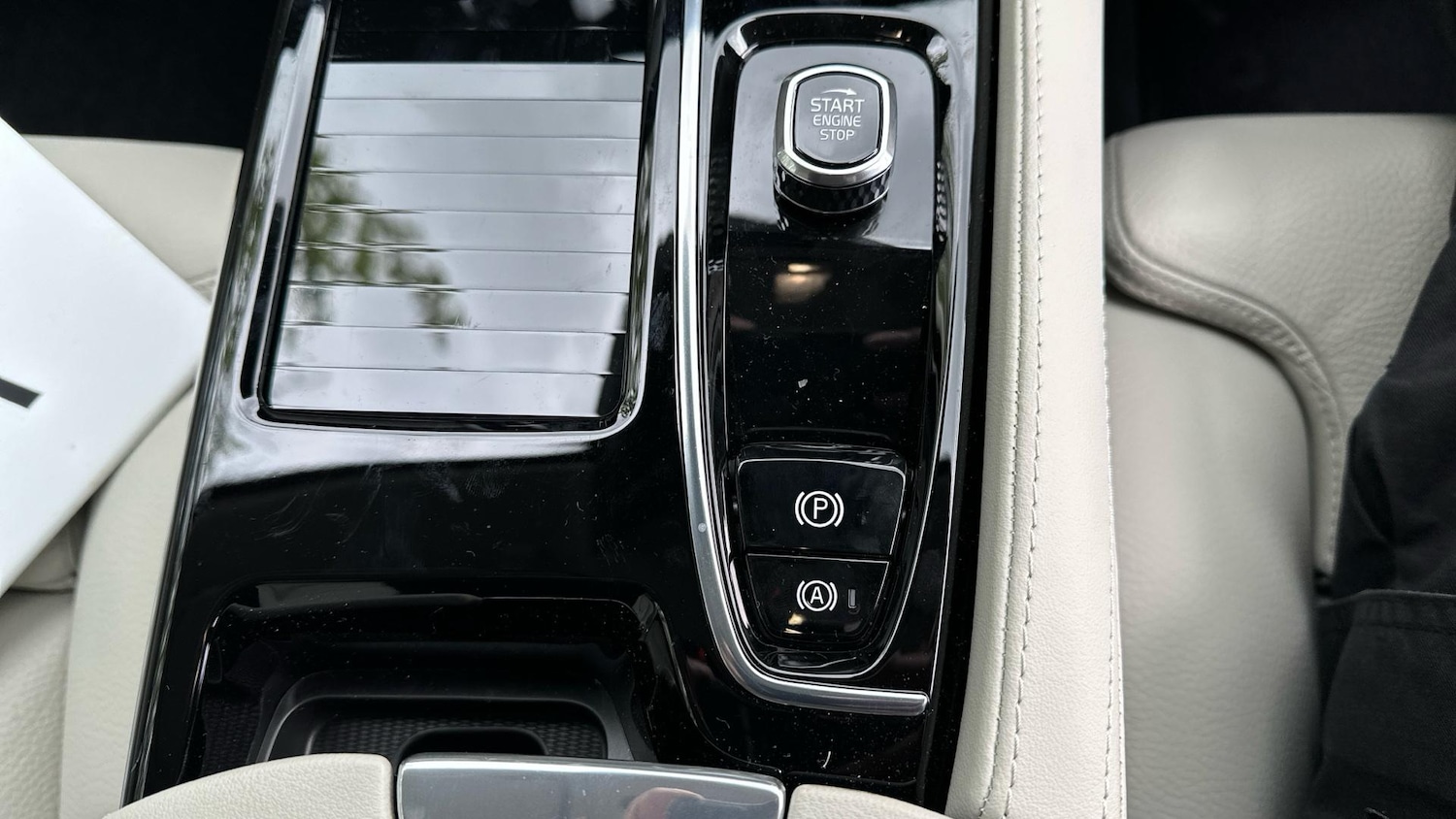 Used Volvo V90 2025 for sale - 76584519: Photo 30