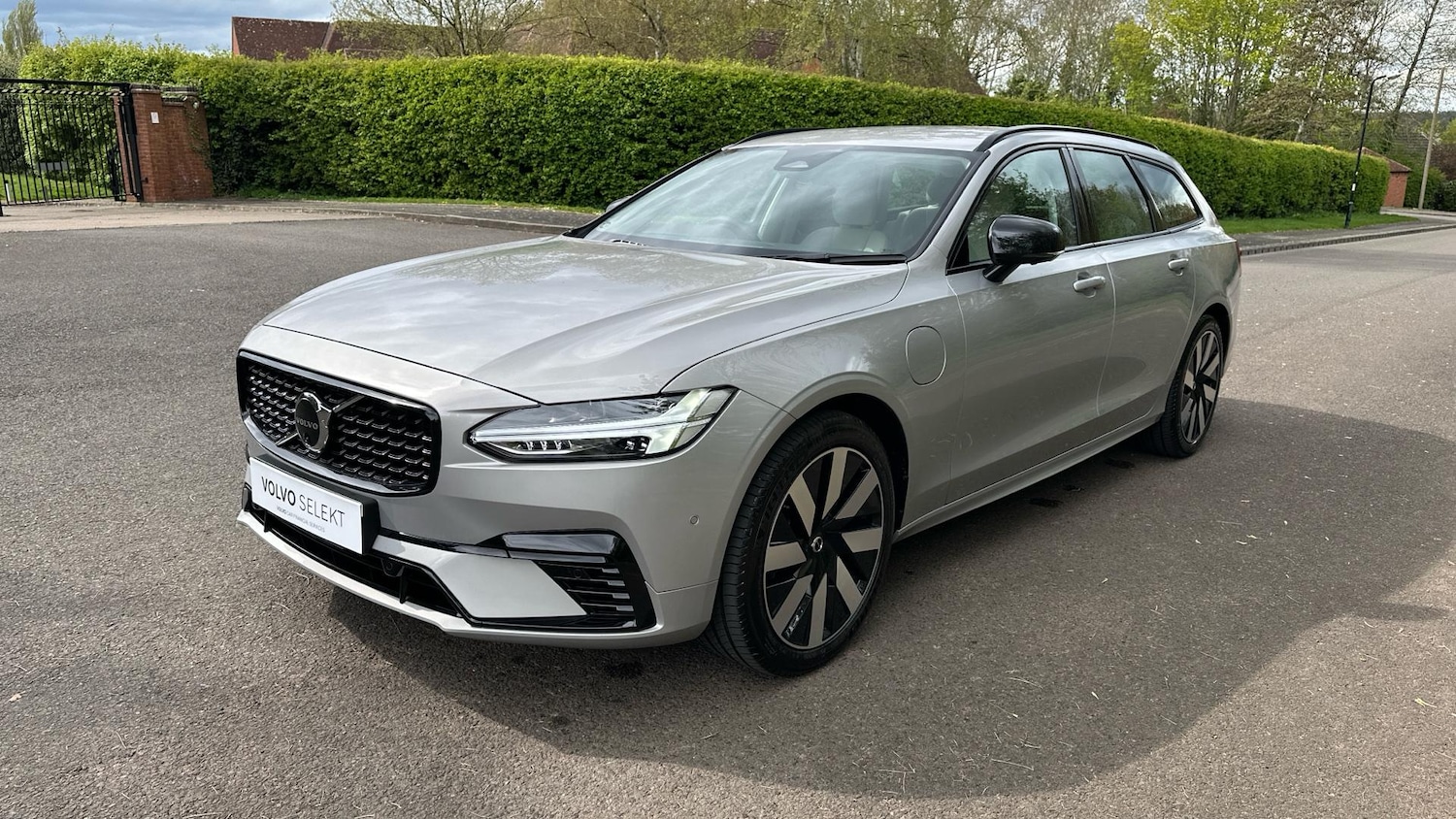 Used Volvo V90 2025 for sale - 76584519: Photo 7