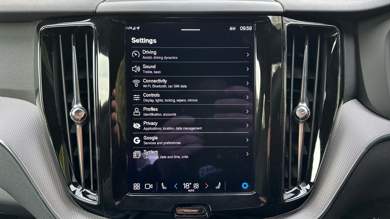 Used Volvo XC60 2022 for sale - 76337858: Photo 13