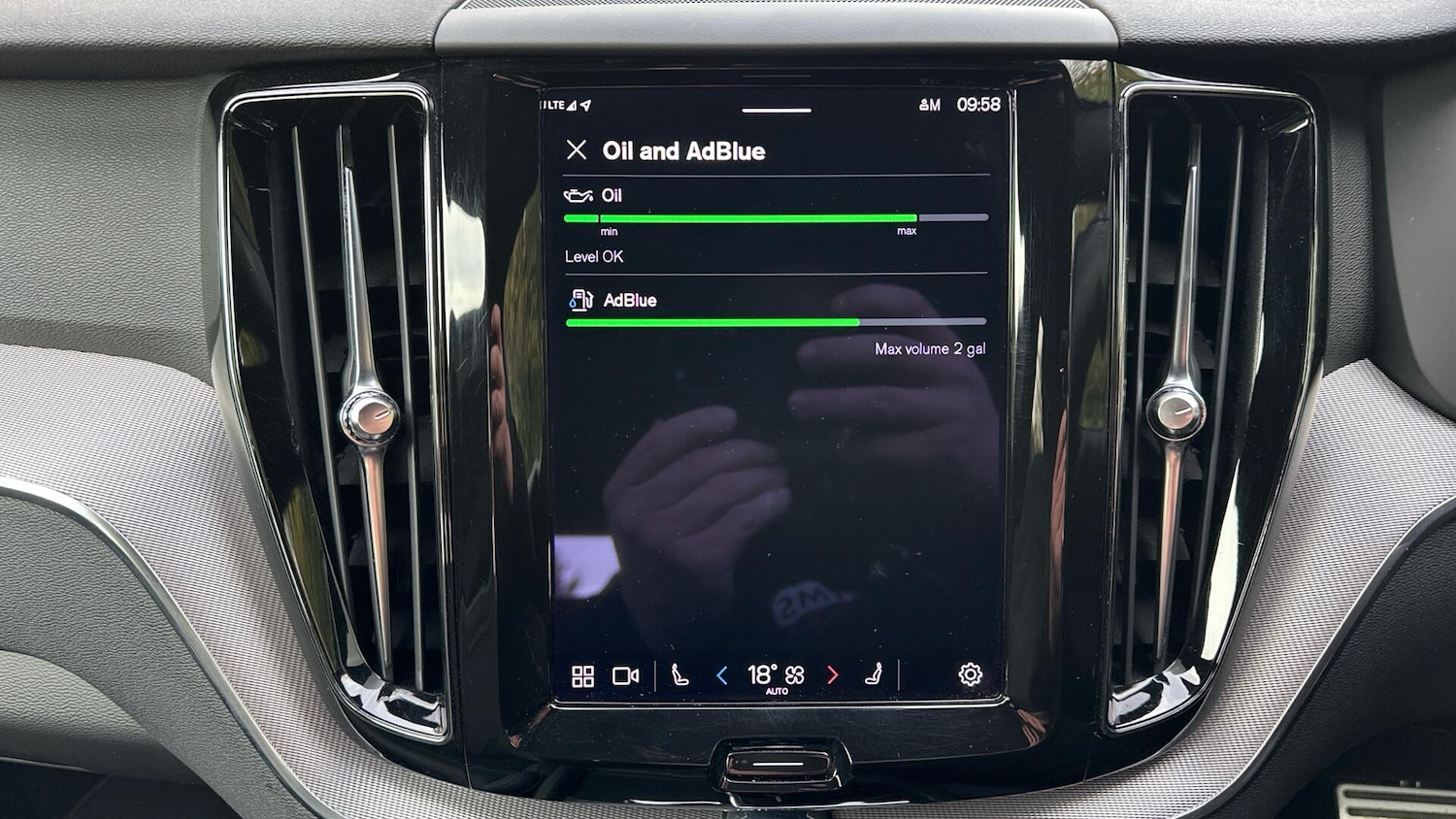 Used Volvo XC60 2022 for sale - 76337858: Photo 16