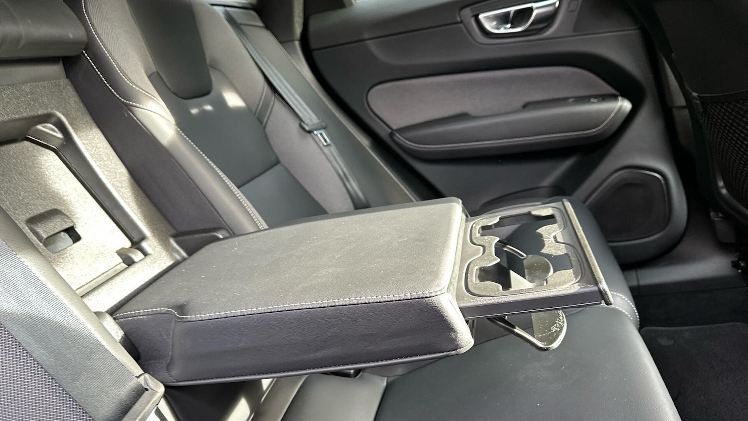 Used Volvo XC60 2022 for sale - 76337858: Photo 34