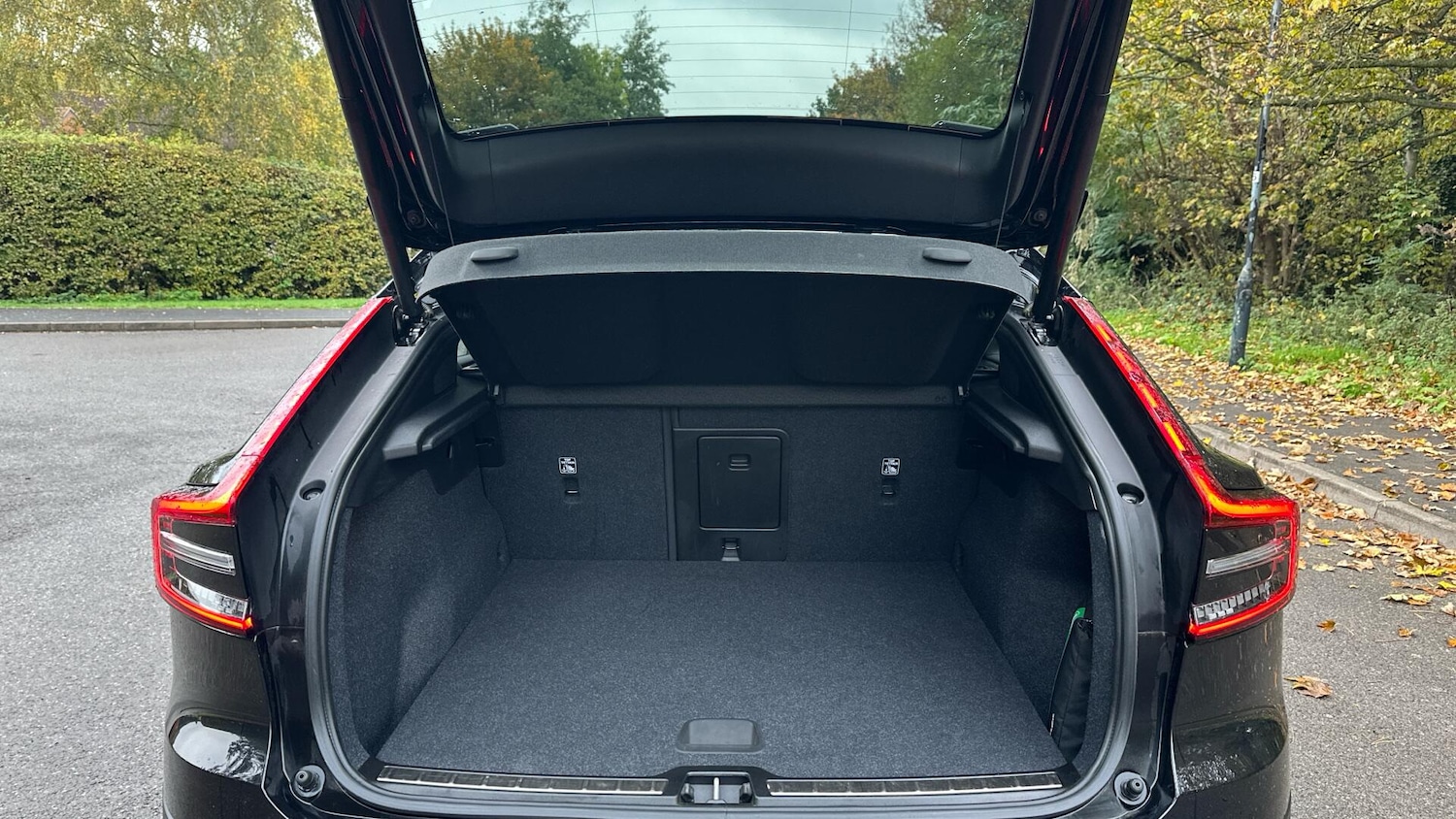 Used Volvo C40 2023 for sale - 76337275: Photo 43