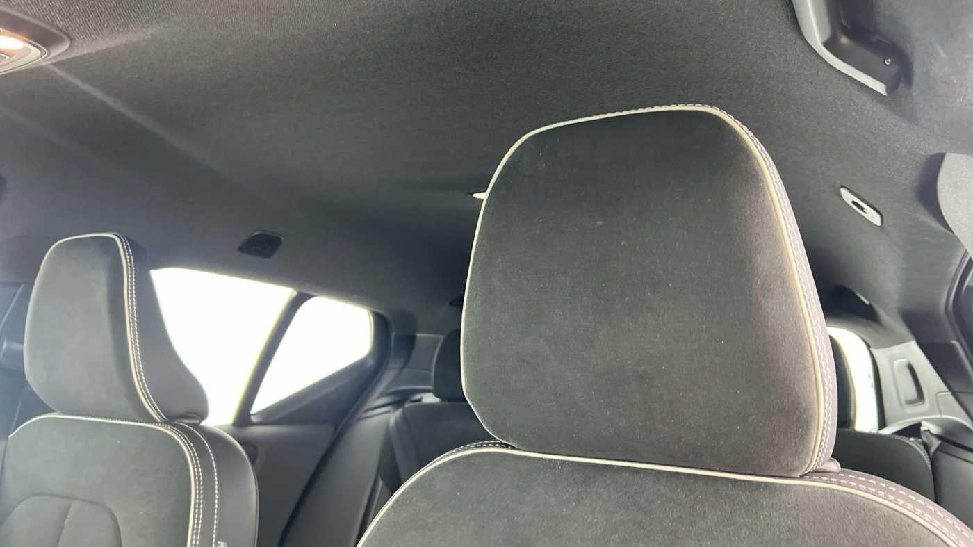 Used Volvo XC40 2022 for sale - 77672979: Photo 11