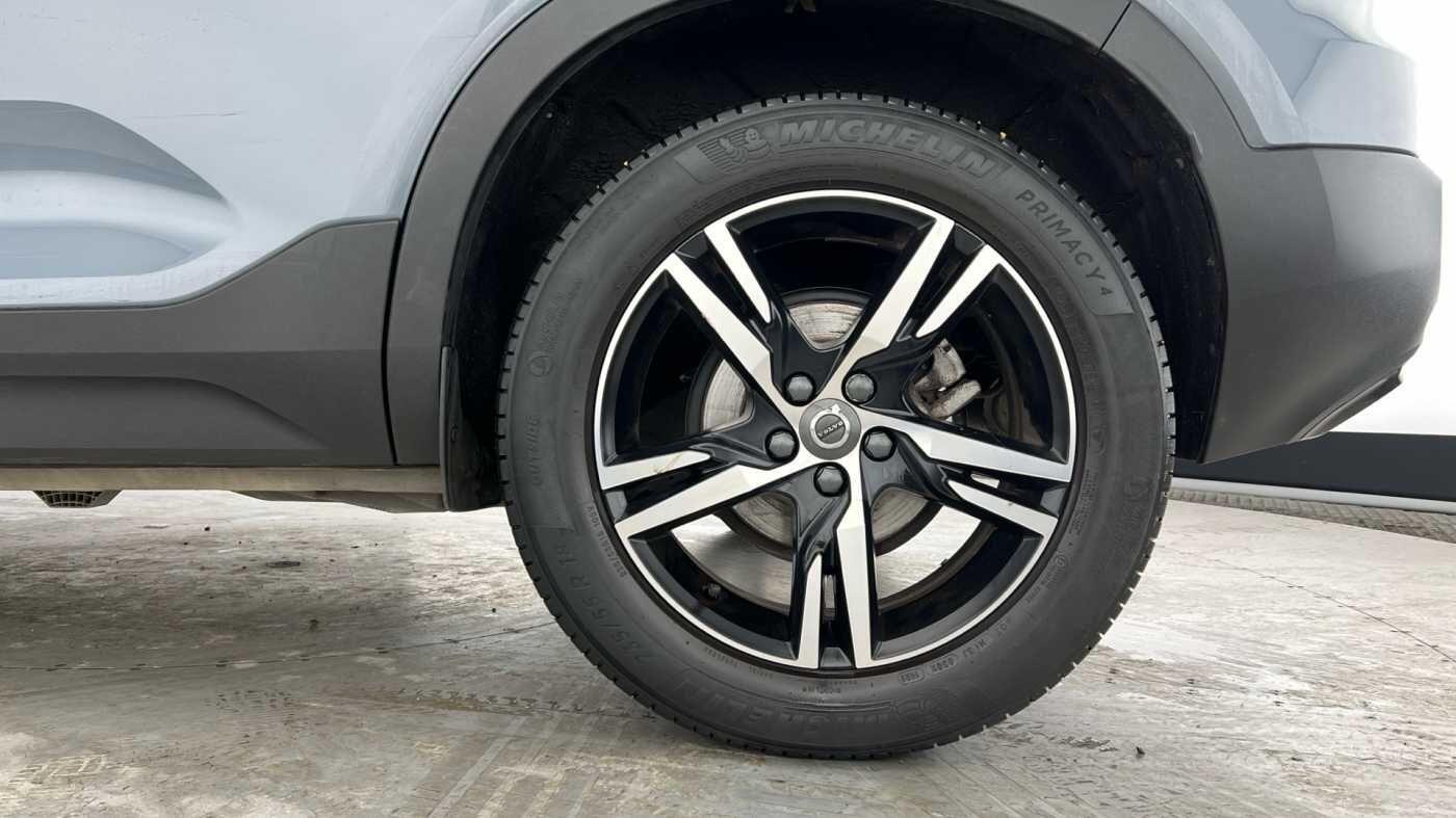 Used Volvo XC40 2022 for sale - 77672979: Photo 4