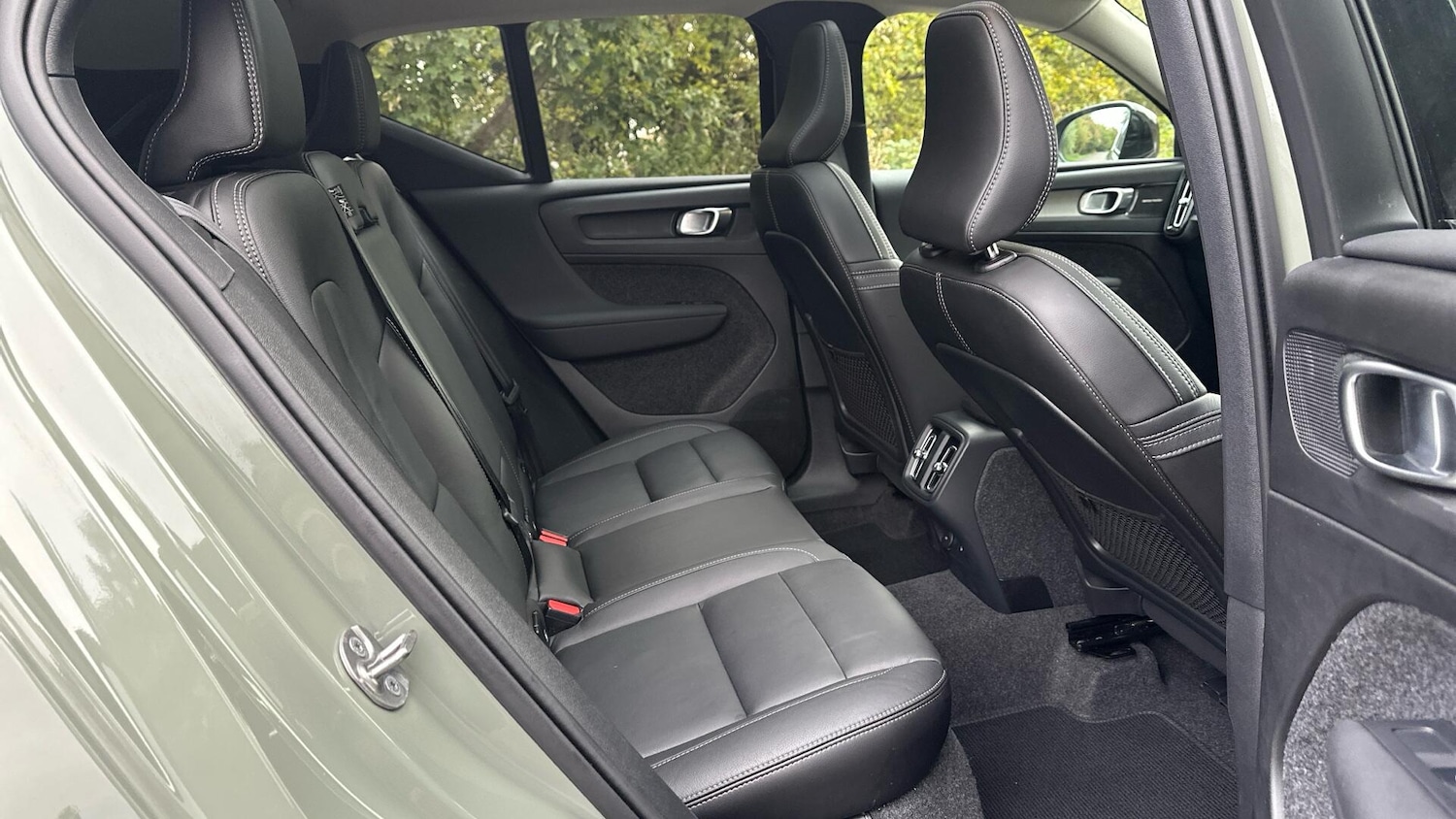 Used Volvo XC40 2024 for sale - 76336632: Photo 19