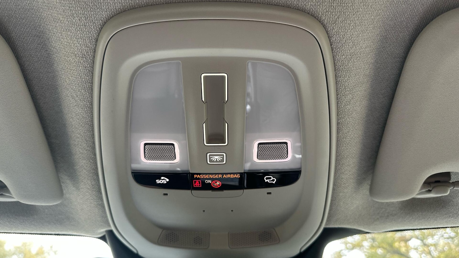 Used Volvo XC40 2024 for sale - 76336632: Photo 27