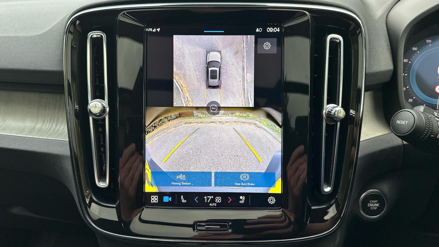 Used Volvo XC40 2024 for sale - 76336632: Photo 42