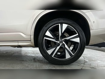 Used Volvo XC90 2022 for sale - 77940045: Photo