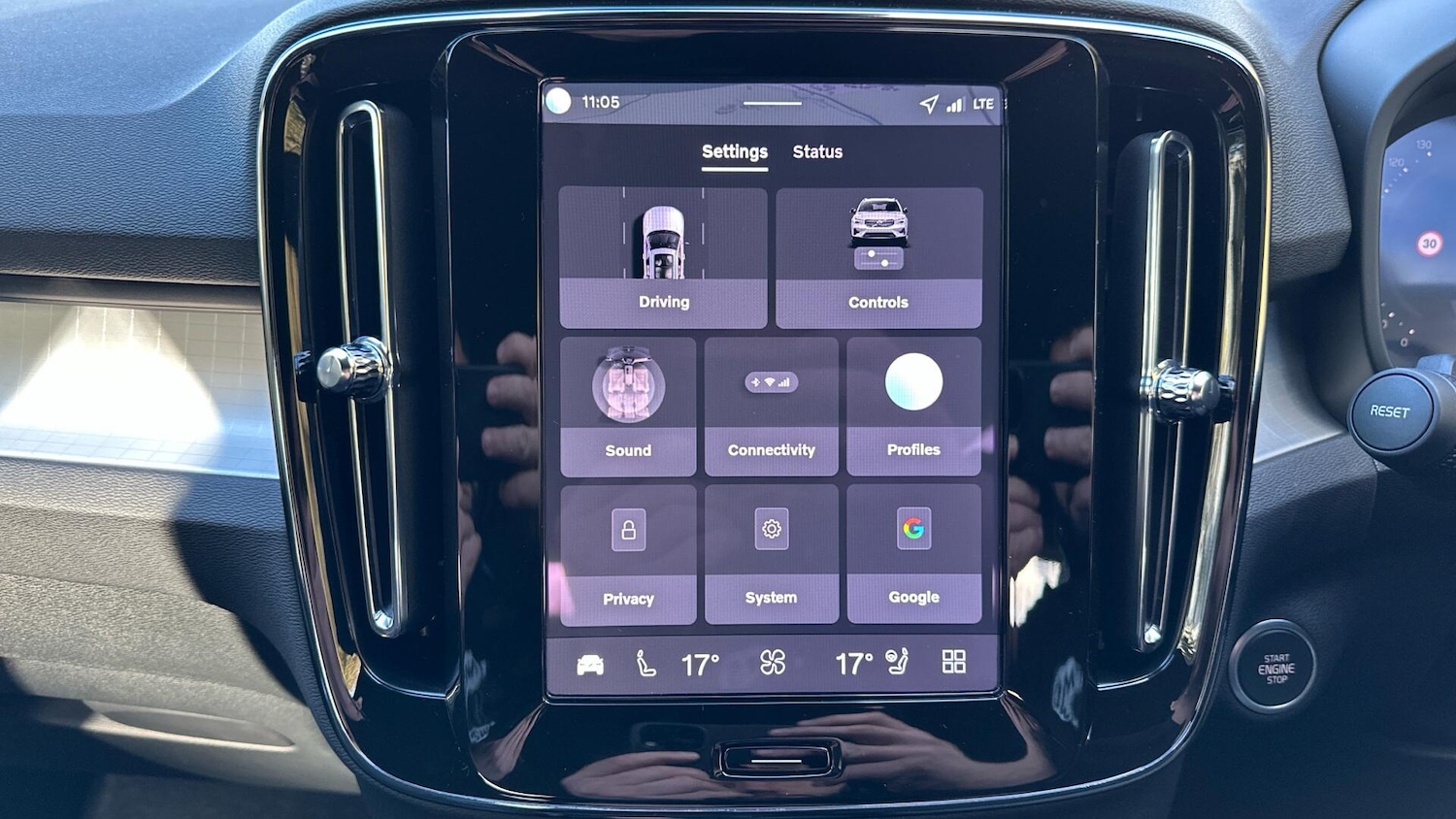 Used Volvo XC40 2025 for sale - 76336182: Photo 12