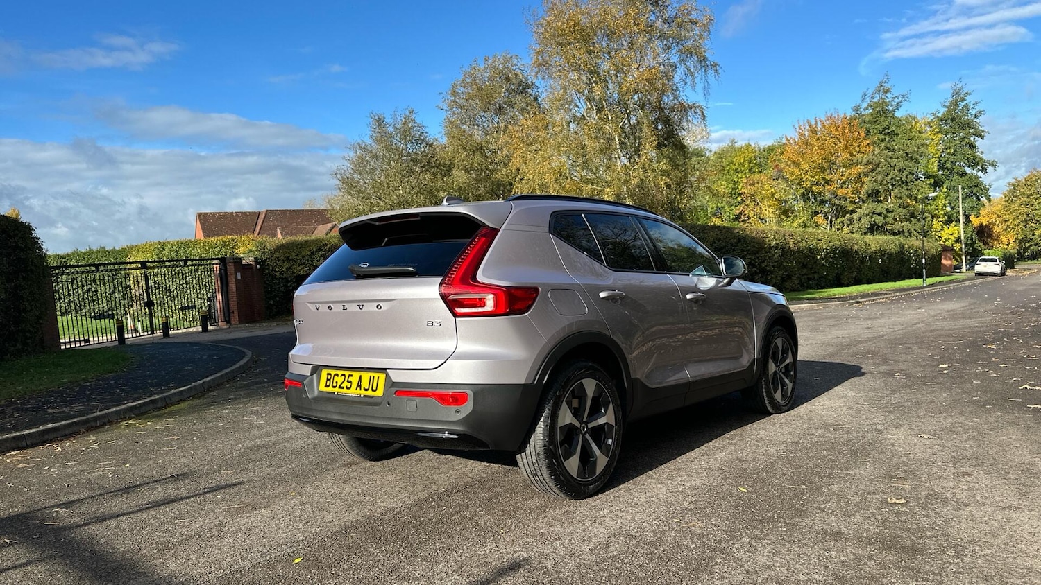 Used Volvo XC40 2025 for sale - 76336182: Photo 38