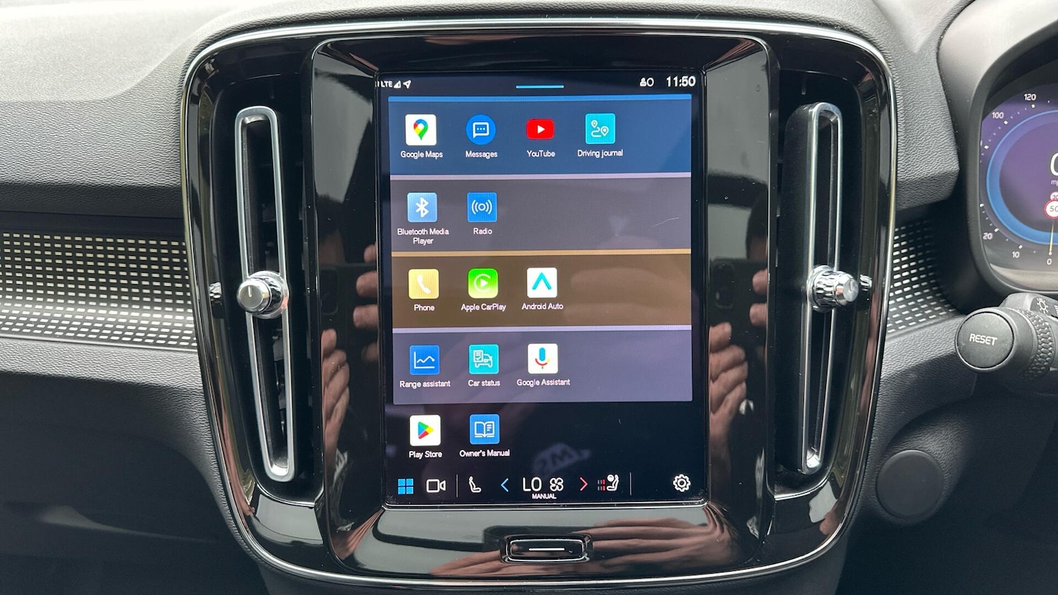 Used Volvo XC40 2021 for sale - 76337839: Photo 17