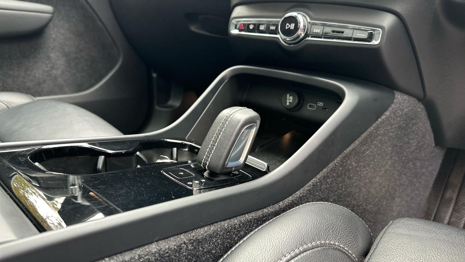 Used Volvo XC40 2021 for sale - 76337839: Photo 26