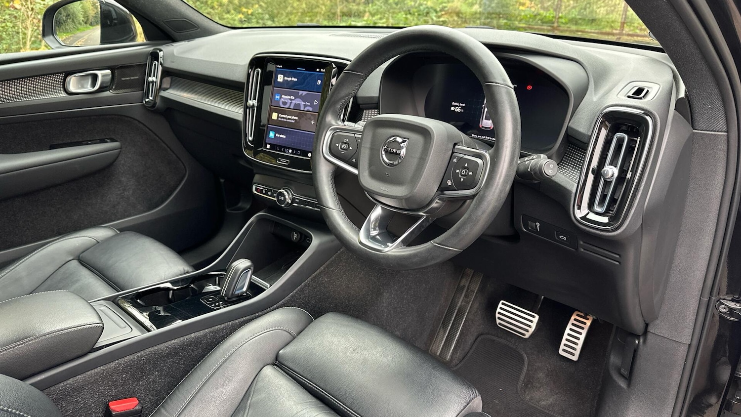 Used Volvo XC40 2021 for sale - 76337839: Photo 4