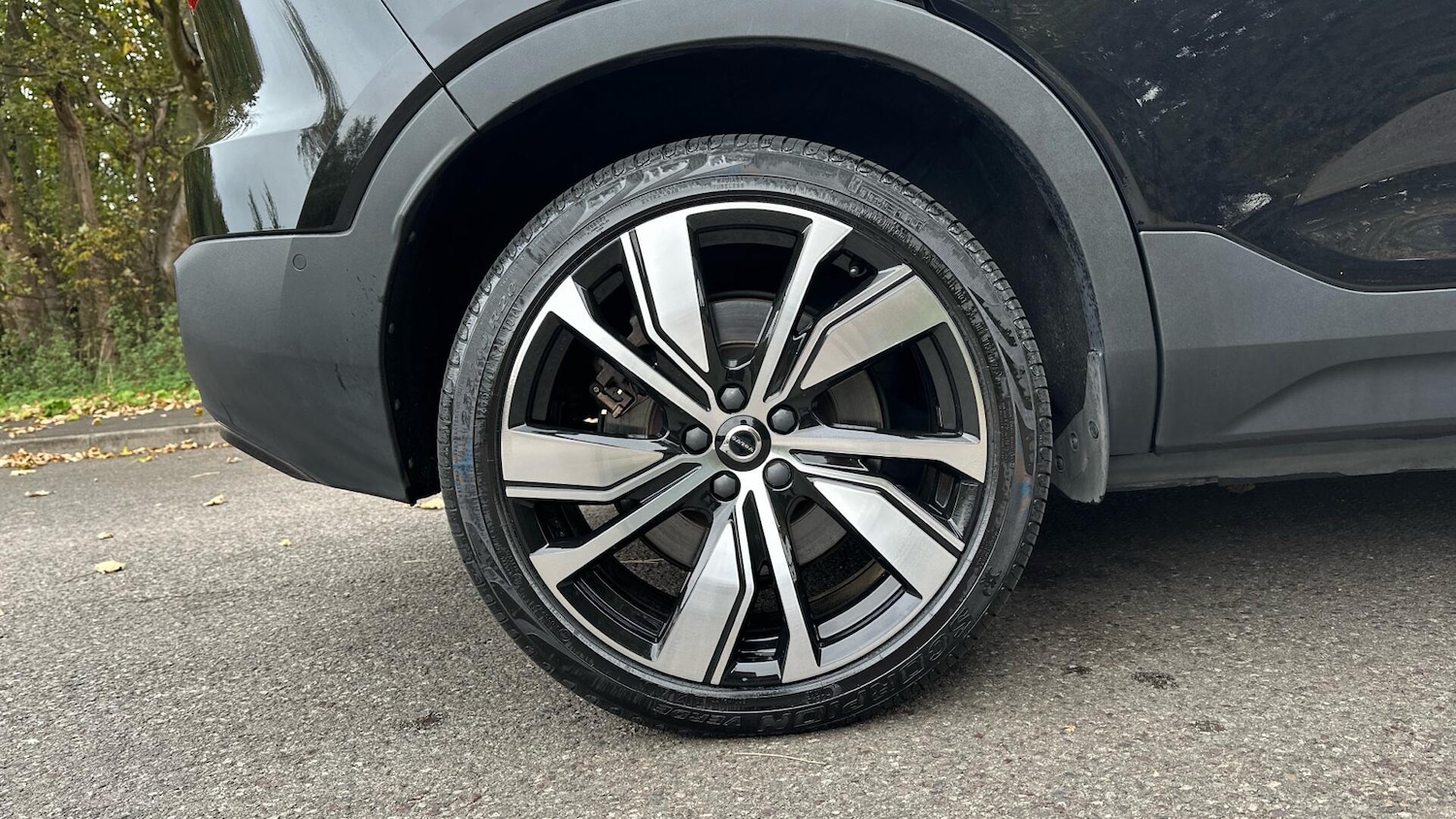 Used Volvo XC40 2021 for sale - 76337839: Photo 42