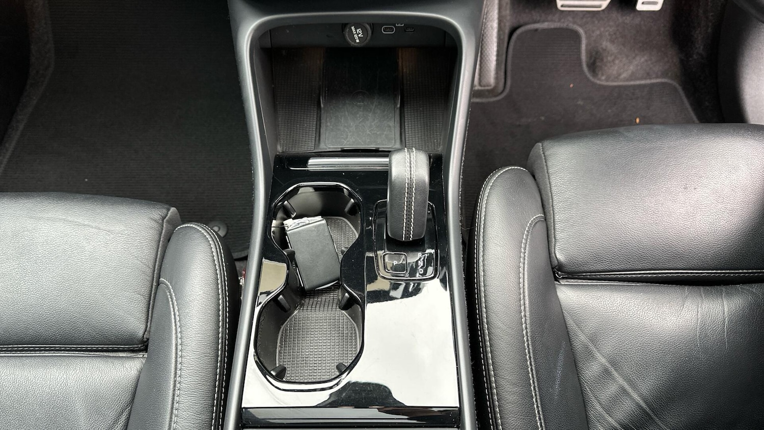 Used Volvo XC40 2021 for sale - 76337839: Photo 44