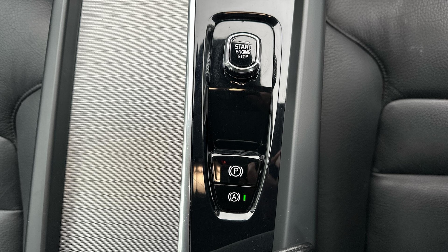 Used Volvo XC60 2023 for sale - 77103599: Photo 26