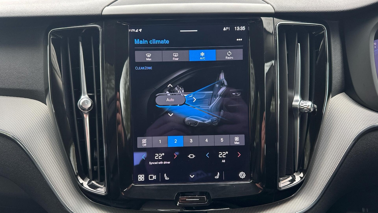 Used Volvo XC60 2023 for sale - 77103599: Photo 49