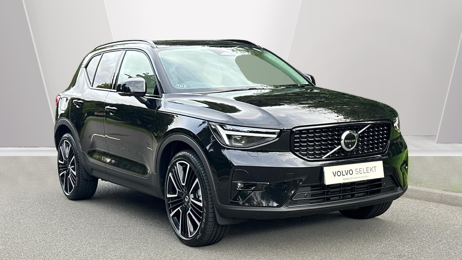 Used Volvo XC40 2025 for sale - 76337593: Photo 1