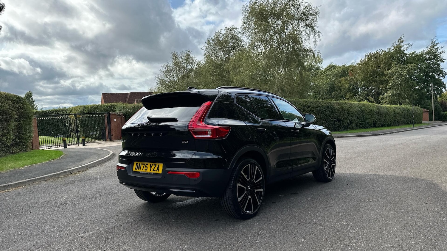 Used Volvo XC40 2025 for sale - 76337593: Photo 11