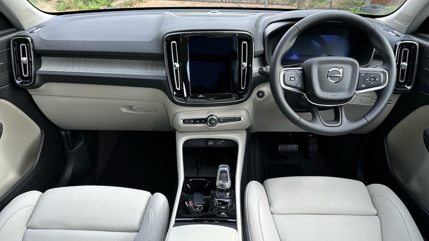 Used Volvo XC40 2025 for sale - 76337593: Photo 13