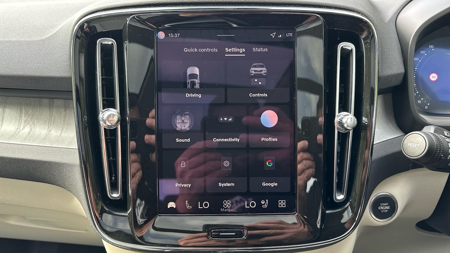 Used Volvo XC40 2025 for sale - 76337593: Photo 35