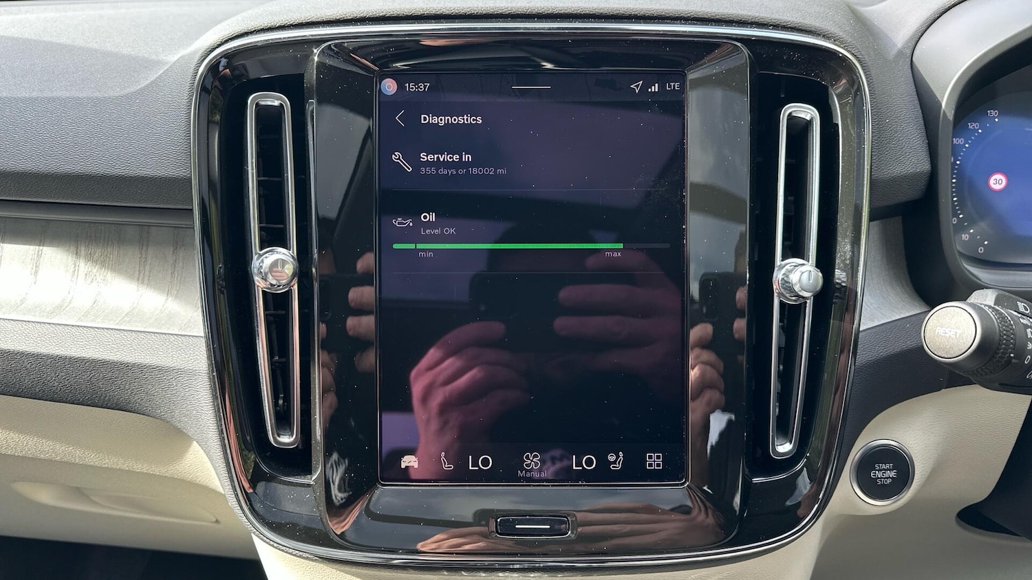 Used Volvo XC40 2025 for sale - 76337593: Photo 37