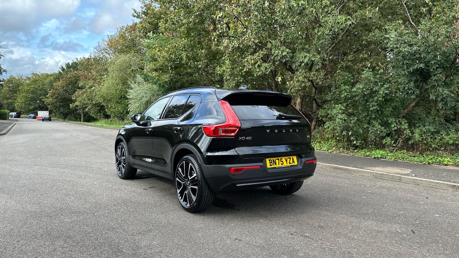 Used Volvo XC40 2025 for sale - 76337593: Photo 4