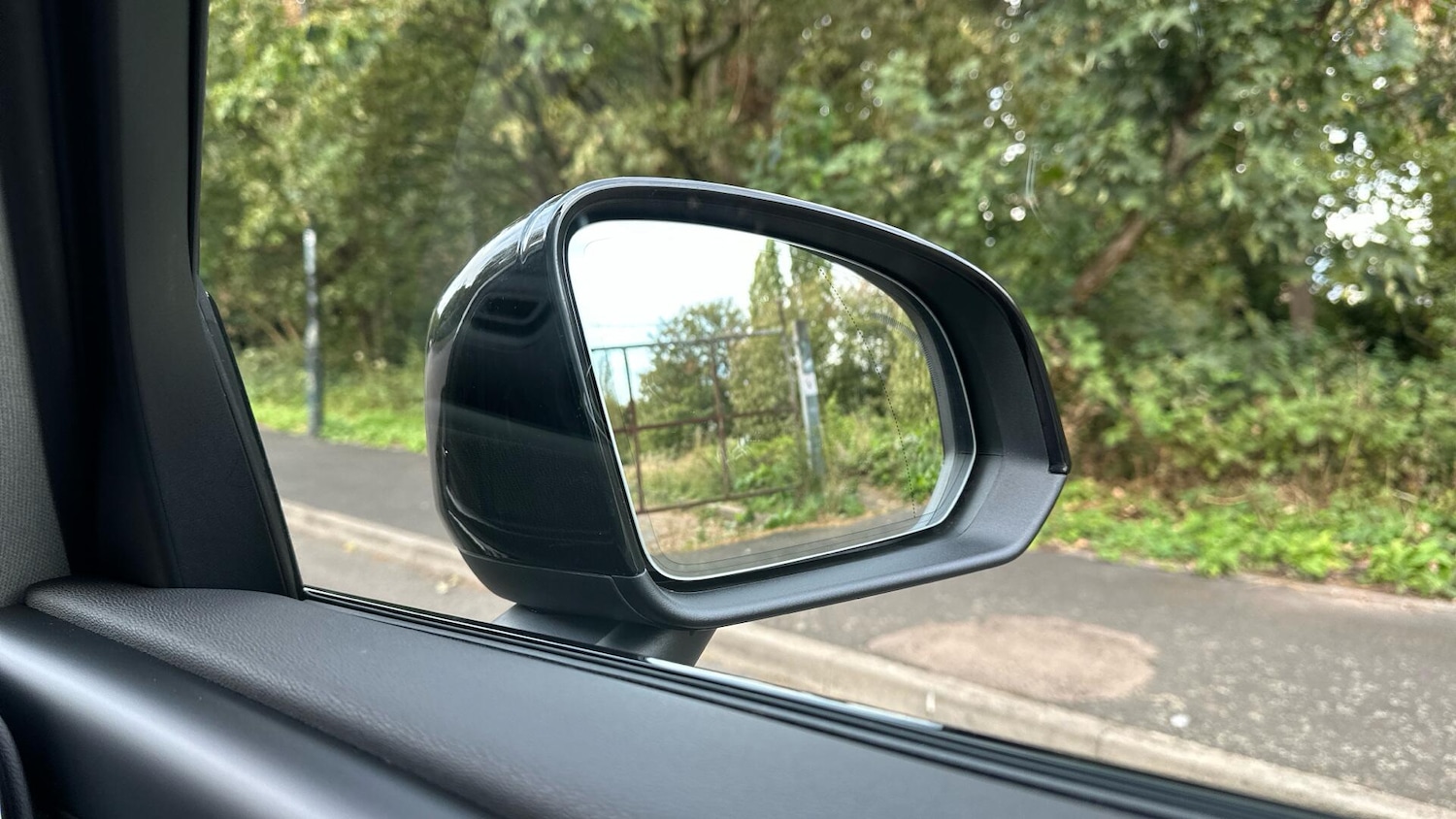 Used Volvo XC40 2025 for sale - 76337593: Photo 42