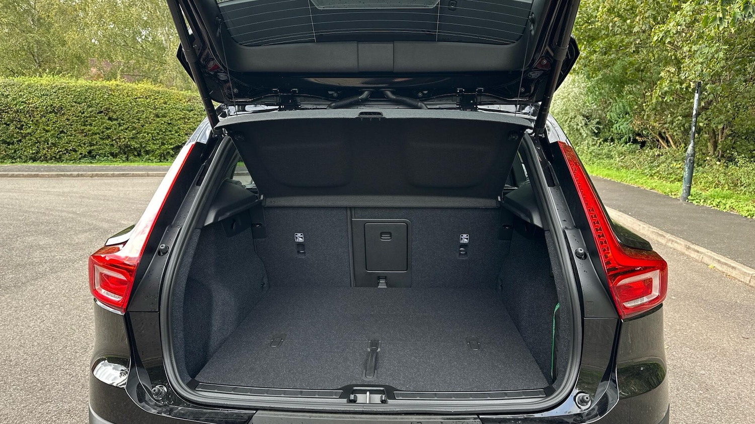 Used Volvo XC40 2025 for sale - 76337593: Photo 43