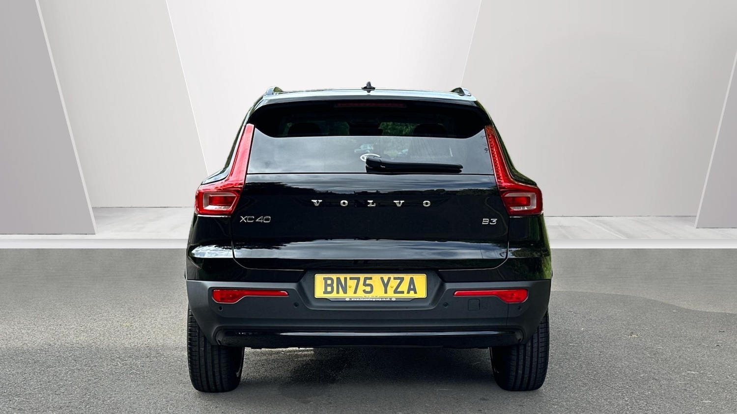 Used Volvo XC40 2025 for sale - 76337593: Photo 7