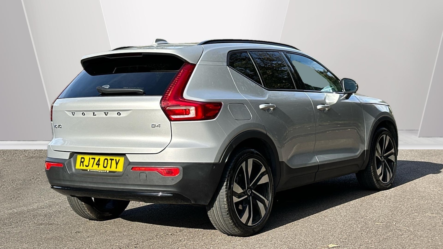 Used Volvo XC40 2024 for sale - 76336677: Photo 10